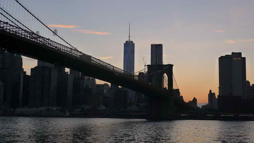NYC_2015-06-21 20-36-12_P1110436